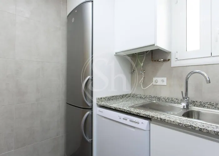 Apartment Bonito En El Eixample